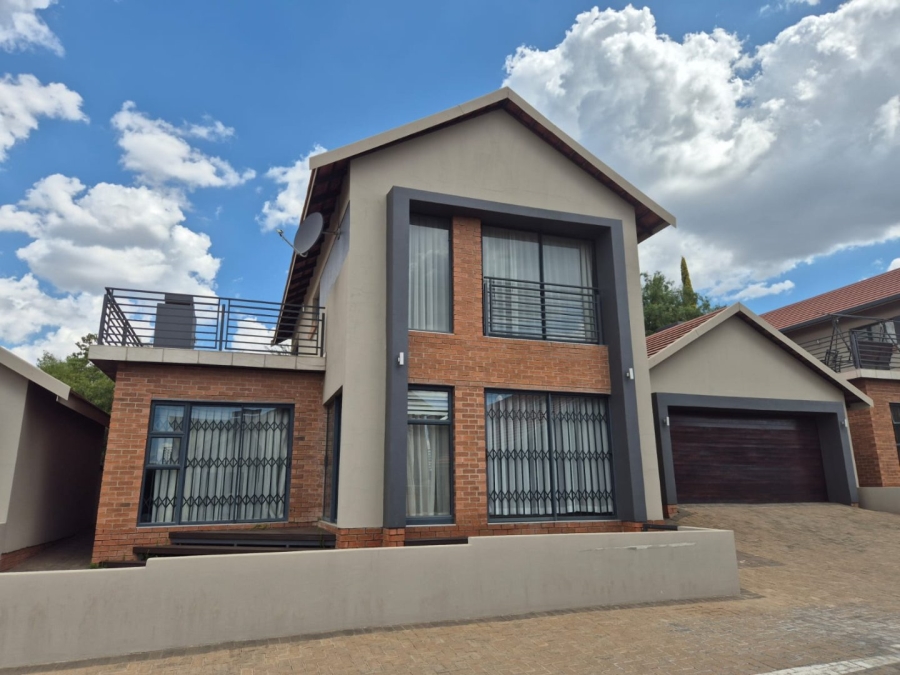 3 Bedroom Property for Sale in Wild Olive Estate Free State